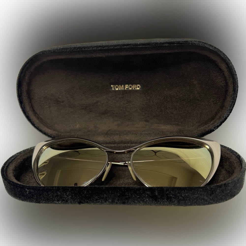 Tom Ford cat eye gold sunglasses